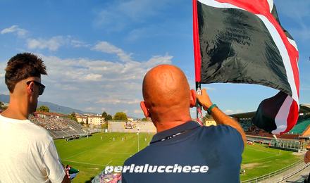Lucchese-Aquila Montevarchi visto dalla CURVA OVEST